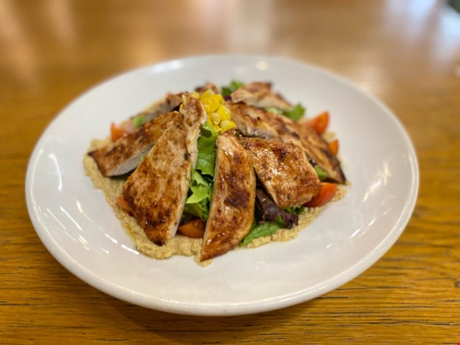 HUMUSLU TAVUK SALATA